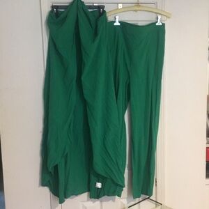 NWOT Ace By Aimee Green Two-Piece Skirt and Wide Leg Pants Set & Belt